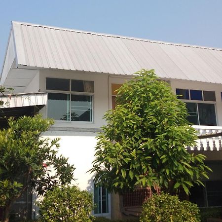 Zan Pla Nade Guesthouse Chiang Rai Eksteriør bilde